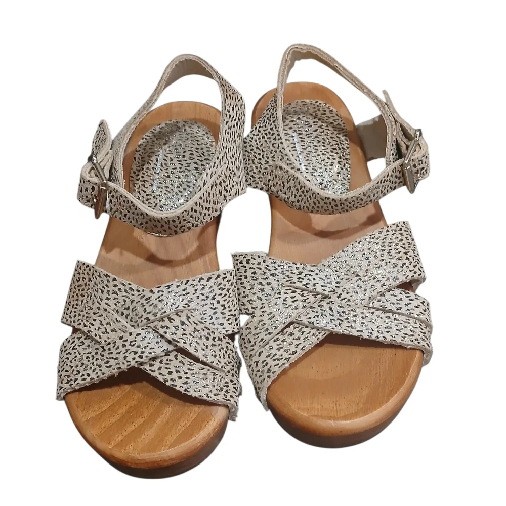 Confetti Brand Handmade Wooden Leather Girl Shoes Size 11 US Grey Brown